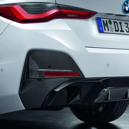 M Performance 尾泵把擋板, i4 G26 LCI